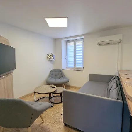 Paisible Avec Animaux - 6 Pers. - Fr-1-589-855 Apartment *
